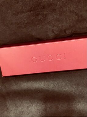 Gucci embossed logo bracelet/ watch box storage with Gucci ribbon 🎀